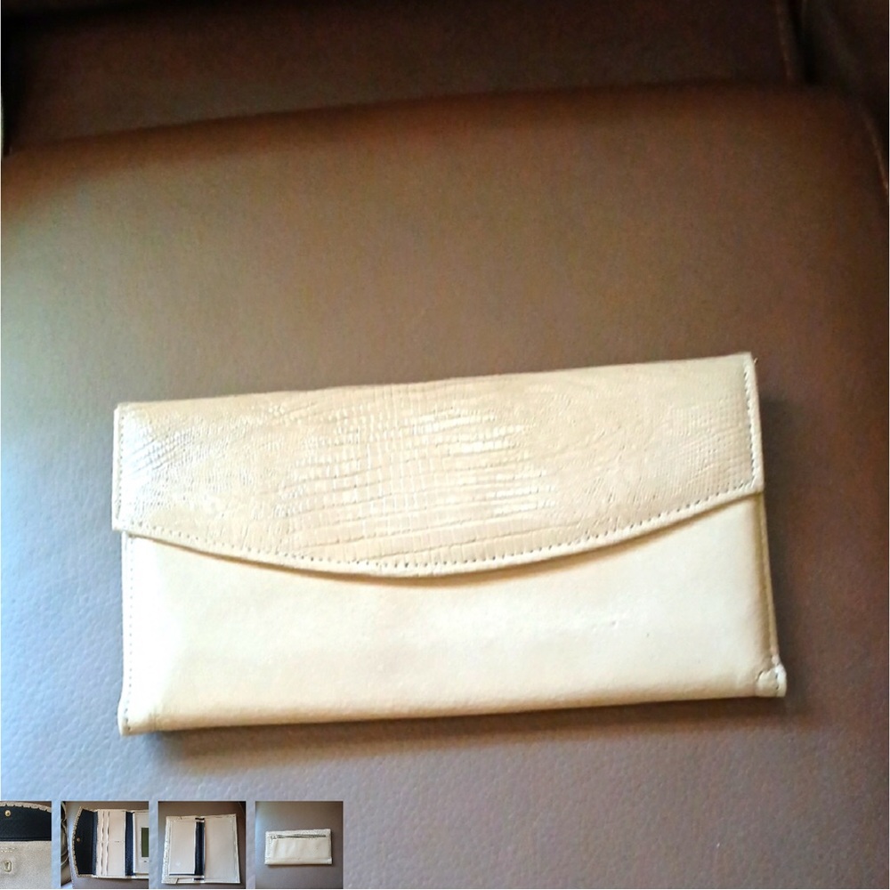Princess Gardner Sleek Tan Envelope Clutch for Formal Occasions.